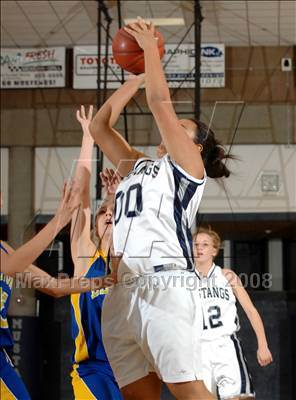 Thumbnail 2 in El Toro @ Trabuco Hills photogallery.