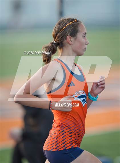 Thumbnail 1 in Centennial @ Roosevelt (3200 Meter) photogallery.