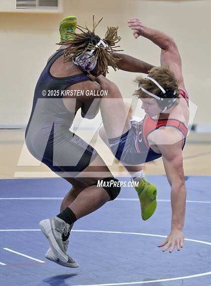 Thumbnail 1 in Fort Worth Country Day Boys Wrestling Invitational photogallery.