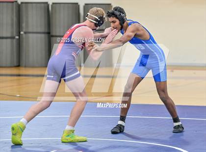 Thumbnail 2 in Fort Worth Country Day Boys Wrestling Invitational photogallery.