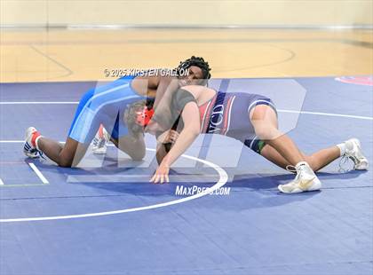 Thumbnail 1 in Fort Worth Country Day Boys Wrestling Invitational photogallery.