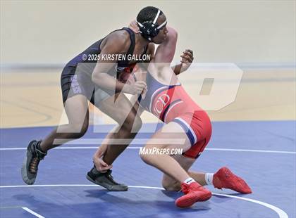 Thumbnail 3 in Fort Worth Country Day Boys Wrestling Invitational photogallery.