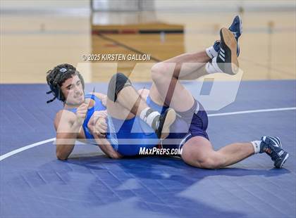 Thumbnail 3 in Fort Worth Country Day Boys Wrestling Invitational photogallery.