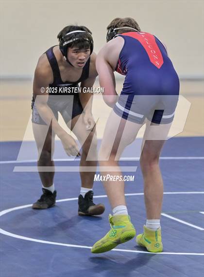 Thumbnail 2 in Fort Worth Country Day Boys Wrestling Invitational photogallery.