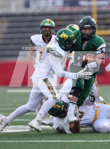 Thumbnail 3 in William Floyd vs. Ward Melville (Section 11 D1 Final) photogallery.
