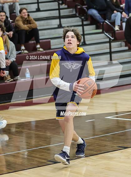 Thumbnail 1 in Pelham vs Harrison (Harrison Holiday Tournament) photogallery.