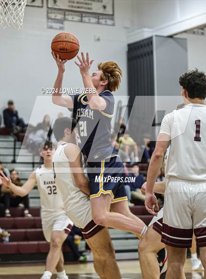 Thumbnail 1 in Pelham vs Harrison (Harrison Holiday Tournament) photogallery.