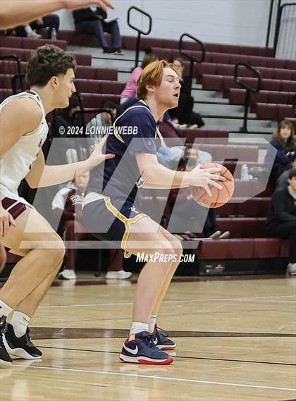 Thumbnail 1 in Pelham vs Harrison (Harrison Holiday Tournament) photogallery.