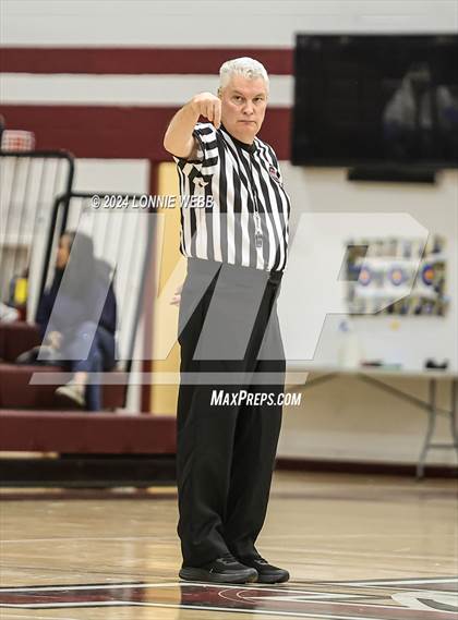 Thumbnail 1 in Pelham vs Harrison (Harrison Holiday Tournament) photogallery.