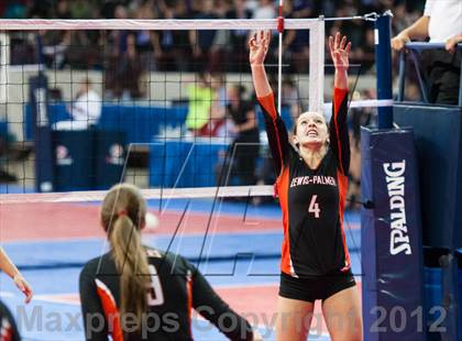 Thumbnail 3 in Cheyenne Mountain vs. Lewis-Palmer (CHSAA 4A Final) photogallery.