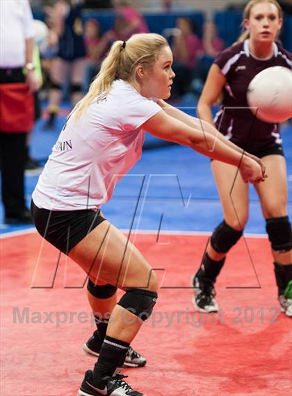 Thumbnail 2 in Cheyenne Mountain vs. Lewis-Palmer (CHSAA 4A Final) photogallery.