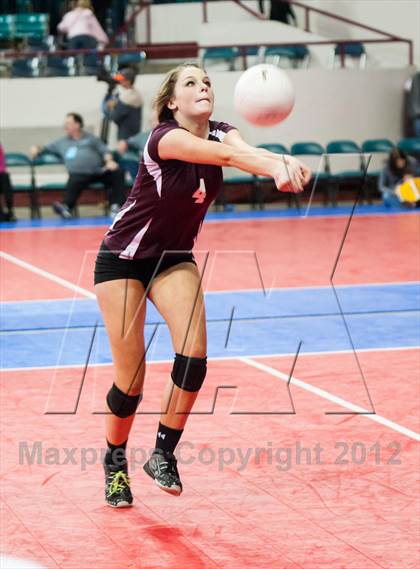 Thumbnail 3 in Cheyenne Mountain vs. Lewis-Palmer (CHSAA 4A Final) photogallery.