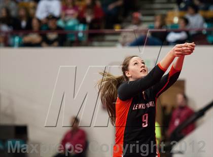 Thumbnail 2 in Cheyenne Mountain vs. Lewis-Palmer (CHSAA 4A Final) photogallery.