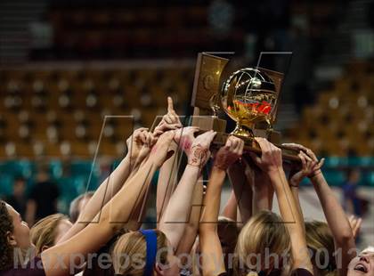 Thumbnail 2 in Cheyenne Mountain vs. Lewis-Palmer (CHSAA 4A Final) photogallery.