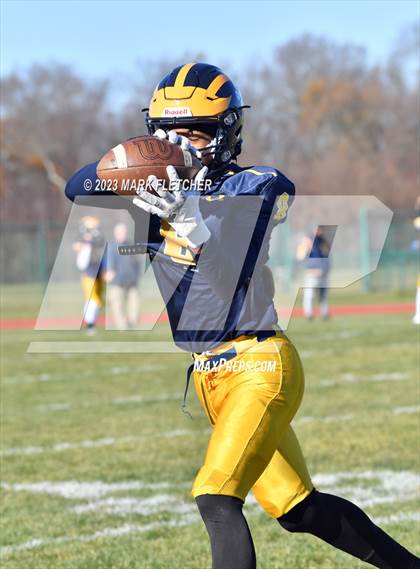 Thumbnail 1 in Riverside @ Florence Township Memorial photogallery.