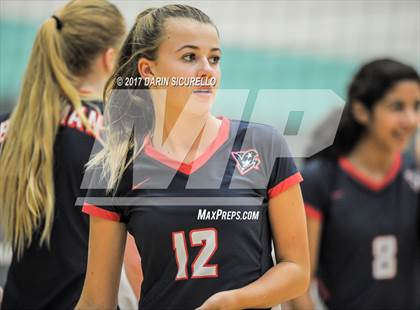 Thumbnail 3 in Sacred Heart vs. Beckman (Nike Tournament of Champions) photogallery.