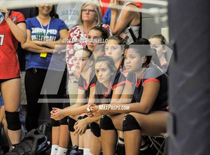 Thumbnail 3 in Sacred Heart vs. Beckman (Nike Tournament of Champions) photogallery.