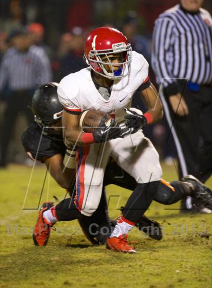 Thumbnail 3 in Brentwood Academy vs. Ensworth (TSSAA Division II AA Semifinal) photogallery.