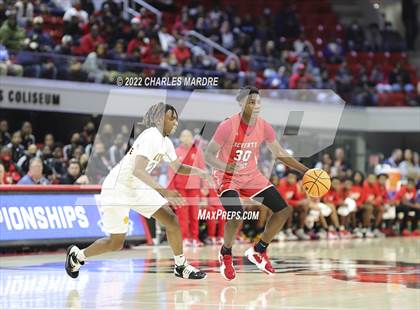Thumbnail 2 in West Charlotte vs. Seventy-First (NCHSAA 3A Championship) photogallery.