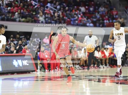 Thumbnail 2 in West Charlotte vs. Seventy-First (NCHSAA 3A Championship) photogallery.
