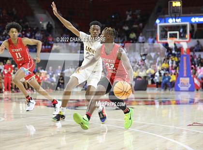 Thumbnail 3 in West Charlotte vs. Seventy-First (NCHSAA 3A Championship) photogallery.