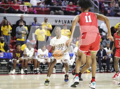 Thumbnail 2 in West Charlotte vs. Seventy-First (NCHSAA 3A Championship) photogallery.