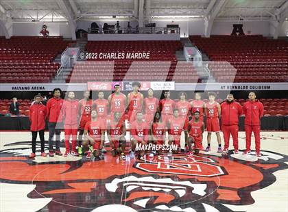 Thumbnail 1 in West Charlotte vs. Seventy-First (NCHSAA 3A Championship) photogallery.