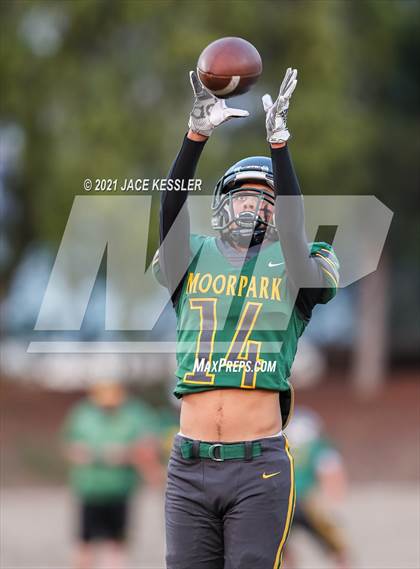 Thumbnail 3 in Stockdale @ Moorpark photogallery.