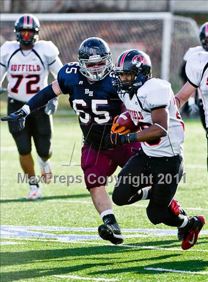 Thumbnail 2 in Suffield Academy vs. Belmont Hill (Tom Flaherty Bowl) photogallery.