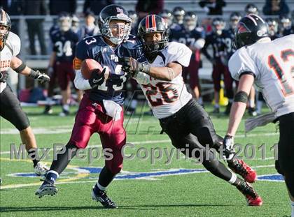 Thumbnail 3 in Suffield Academy vs. Belmont Hill (Tom Flaherty Bowl) photogallery.