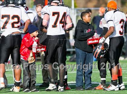 Thumbnail 3 in Suffield Academy vs. Belmont Hill (Tom Flaherty Bowl) photogallery.