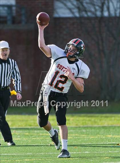 Thumbnail 3 in Suffield Academy vs. Belmont Hill (Tom Flaherty Bowl) photogallery.