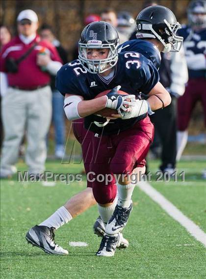 Thumbnail 2 in Suffield Academy vs. Belmont Hill (Tom Flaherty Bowl) photogallery.