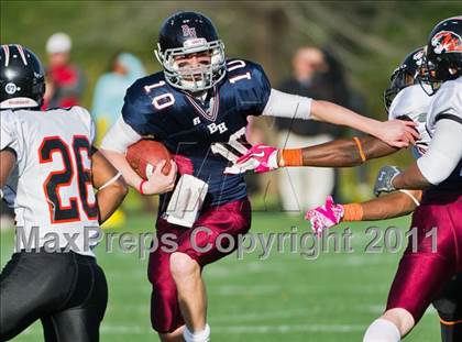 Thumbnail 2 in Suffield Academy vs. Belmont Hill (Tom Flaherty Bowl) photogallery.