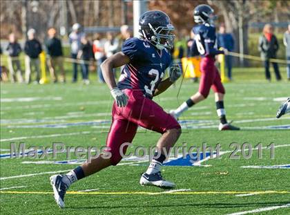 Thumbnail 2 in Suffield Academy vs. Belmont Hill (Tom Flaherty Bowl) photogallery.