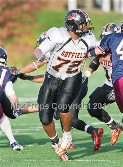 Thumbnail 2 in Suffield Academy vs. Belmont Hill (Tom Flaherty Bowl) photogallery.