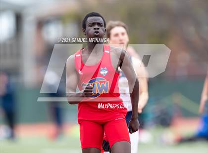 Thumbnail 3 in Harold Scott Invitational (400 Meter) photogallery.