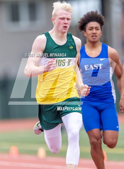 Thumbnail 3 in Harold Scott Invitational (400 Meter) photogallery.