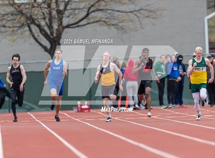 Thumbnail 2 in Harold Scott Invitational (400 Meter) photogallery.