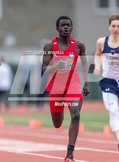 Thumbnail 2 in Harold Scott Invitational (400 Meter) photogallery.