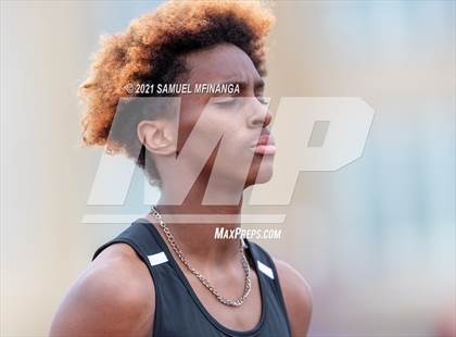 Thumbnail 1 in Harold Scott Invitational (400 Meter) photogallery.