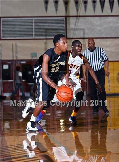 Thumbnail 2 in Enochs @ Liberty (Stonebarger Tournament) photogallery.
