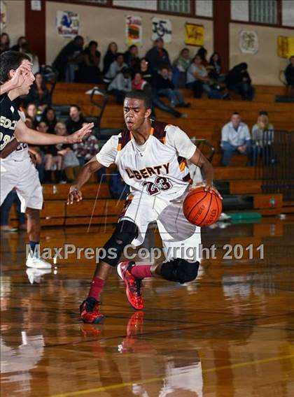 Thumbnail 3 in Enochs @ Liberty (Stonebarger Tournament) photogallery.