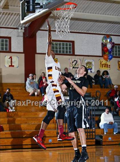 Thumbnail 2 in Enochs @ Liberty (Stonebarger Tournament) photogallery.