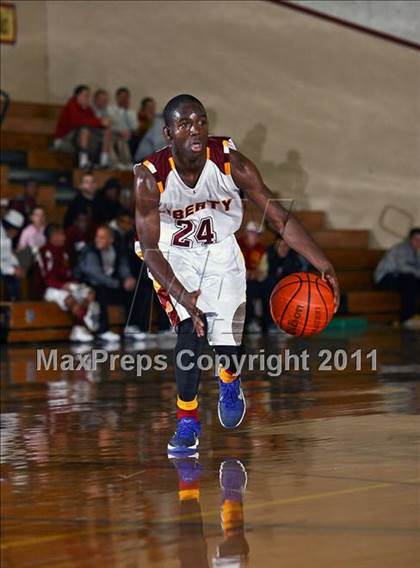 Thumbnail 2 in Enochs @ Liberty (Stonebarger Tournament) photogallery.