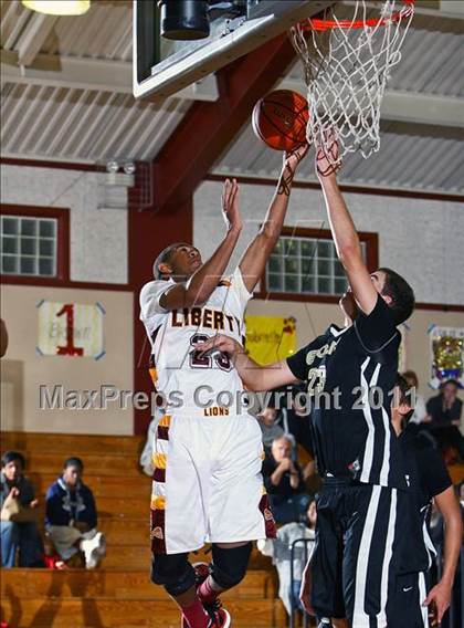 Thumbnail 3 in Enochs @ Liberty (Stonebarger Tournament) photogallery.