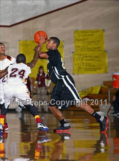 Thumbnail 1 in Enochs @ Liberty (Stonebarger Tournament) photogallery.