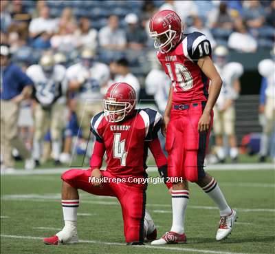 Thumbnail 2 in Tahoma vs. Kennedy photogallery.