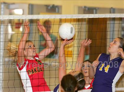 Thumbnail 2 in Oakdale vs Orestimba (Oakdale Tournament) photogallery.