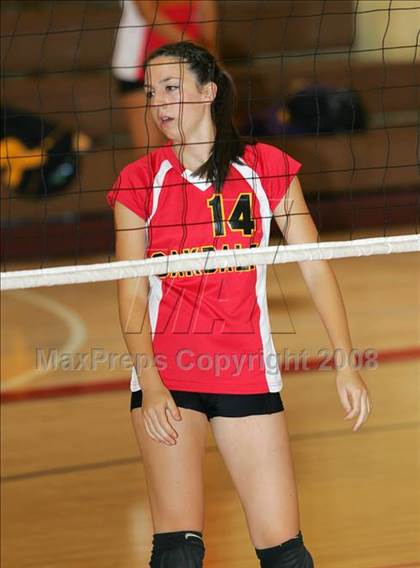 Thumbnail 1 in Oakdale vs Orestimba (Oakdale Tournament) photogallery.